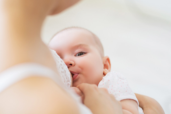 3 Common Problems Moms Suffer During Breastfeeding
