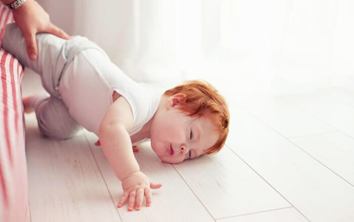 If Your Child Falls Out of Bed, When Should You be Worried?
