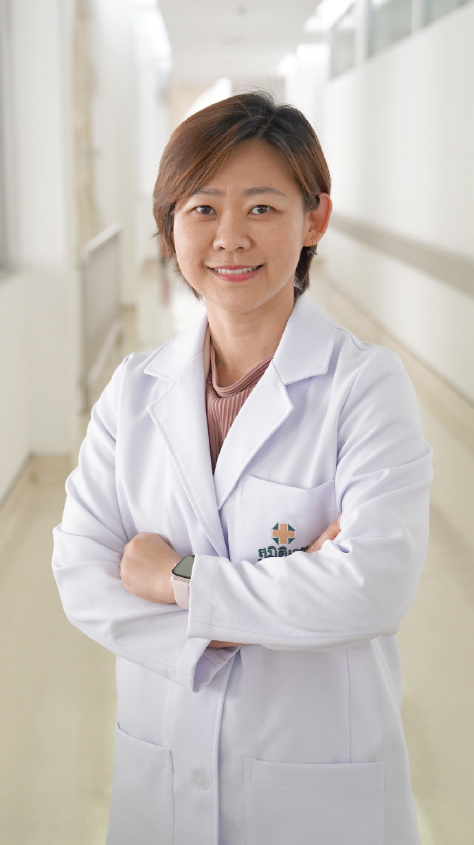 Dr. Benyada Theeraut-Thavate, D.D.S. -  specialist at Samitivej Sukhumvit Hospital, Thailand
