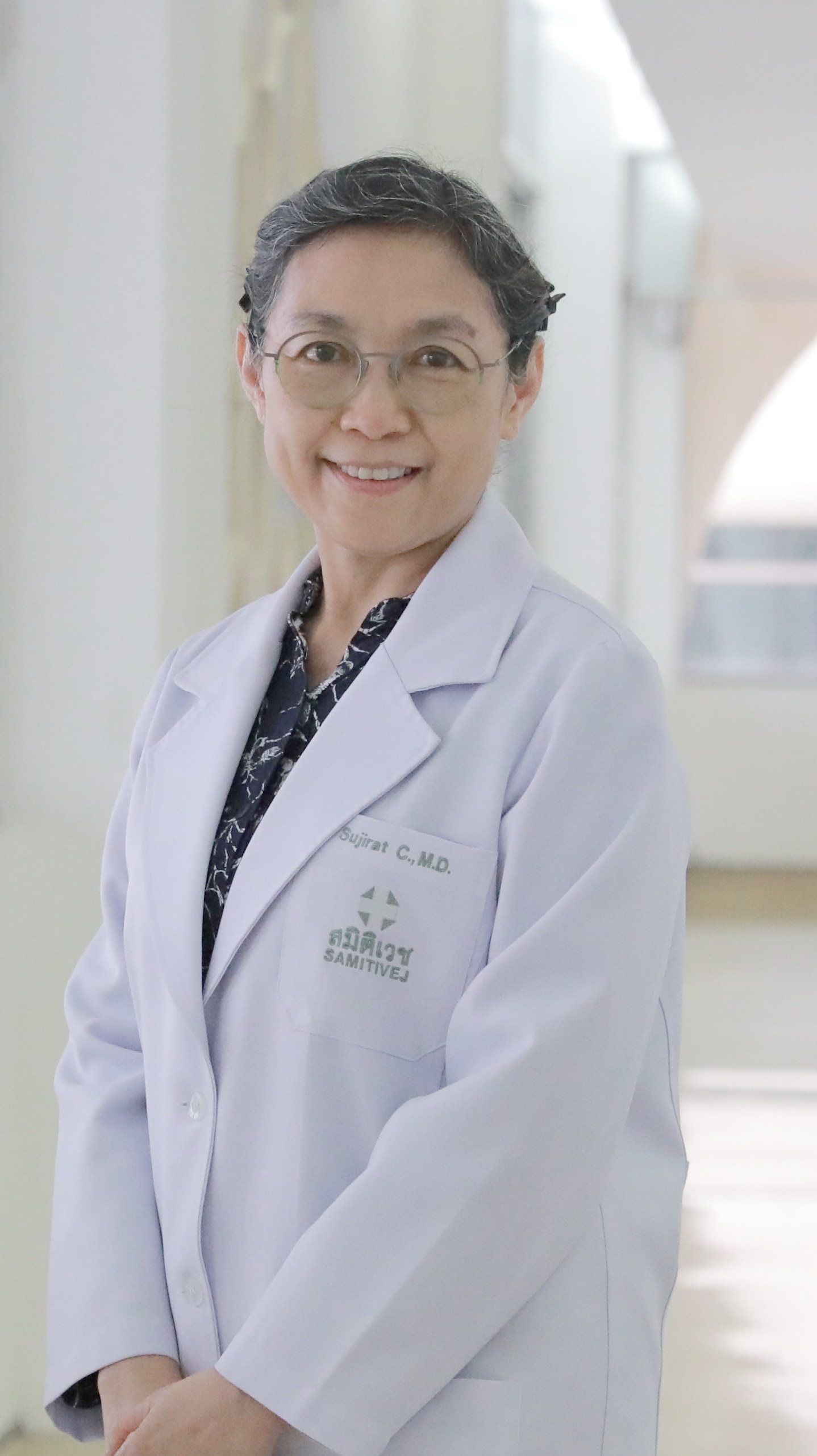 Dr. Sujirat Chutaputti, M.D. - Internal Medicine specialist at Samitivej Sukhumvit Hospital, Thailand