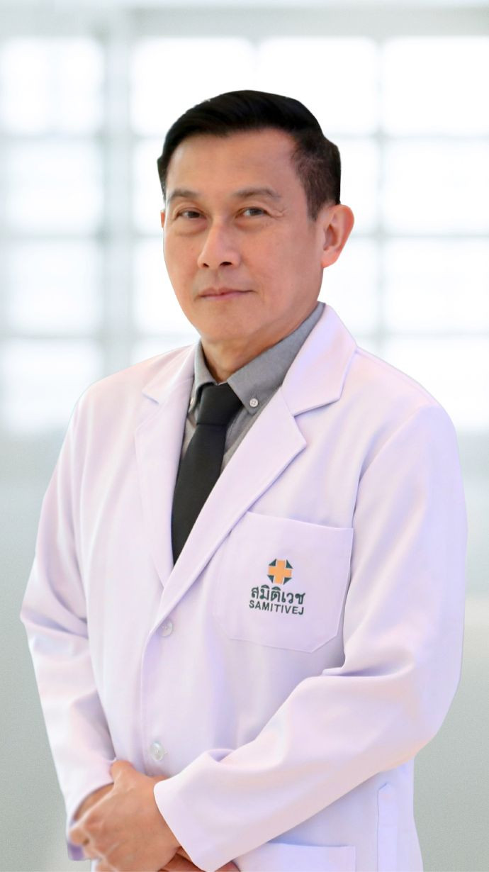 Dr. Piyawat Iamjan, M.D. -  specialist at Samitivej Sukhumvit Hospital, Thailand