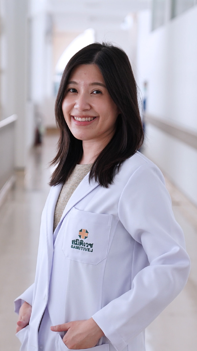 Dr. Dr. Kornkamol Annopawong, M.D. - Ophthalmology specialist at Samitivej Sukhumvit Hospital, Thailand
