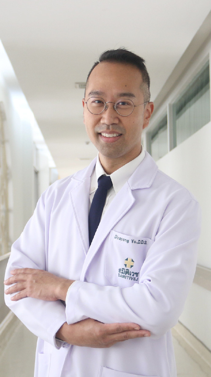 Dr. Disapong Youngcharoen, D.D.S. -  specialist at Samitivej Sukhumvit Hospital, Thailand