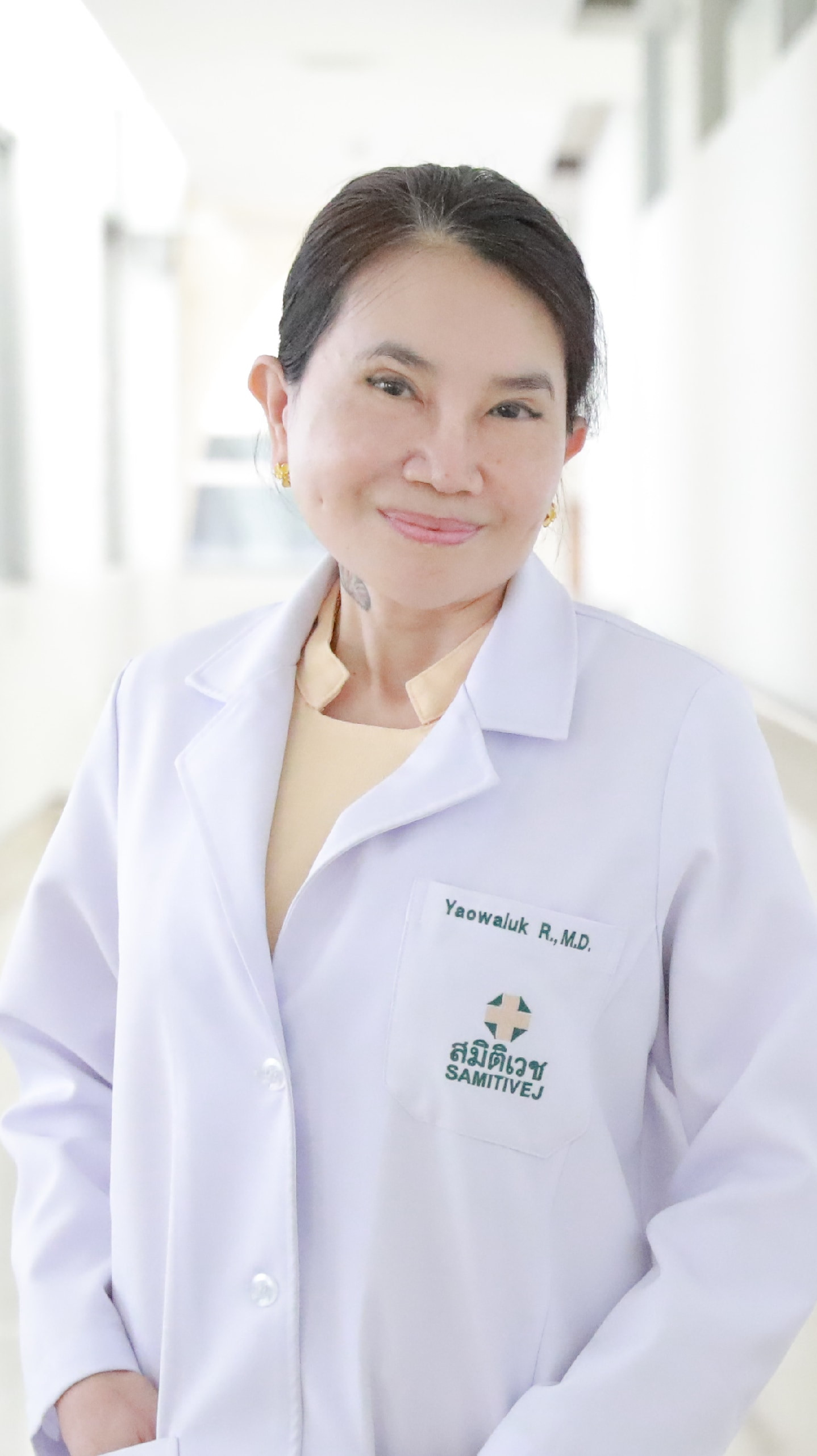 Dr. Dr. Yaowaluk Rapeepattana, M.D. - Obstetrics and Gynecology specialist at Samitivej Sukhumvit Hospital, Thailand