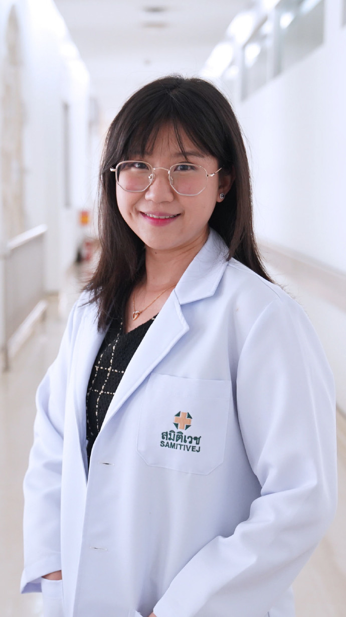 Dr. Dr. Jarintip Suwanbutr, D.D.S. -  specialist at Samitivej Sukhumvit Hospital, Thailand