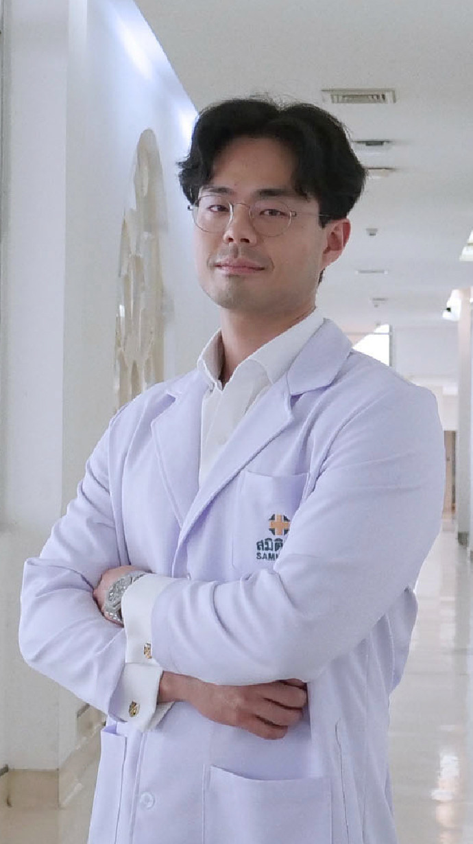 Dr. Dr. Chokanan Thaitirarot, M.D. -  specialist at Samitivej Sukhumvit Hospital, Thailand