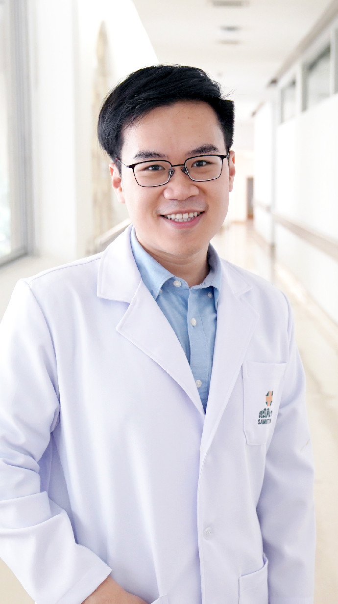 Dr. Parit Phongam, M.D. -  specialist at Samitivej Sukhumvit Hospital, Thailand