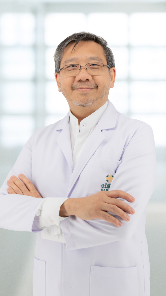 Dr. Tachapong Ngarmukos, M.D. - Cardiology specialist at Samitivej Sukhumvit Hospital, Thailand